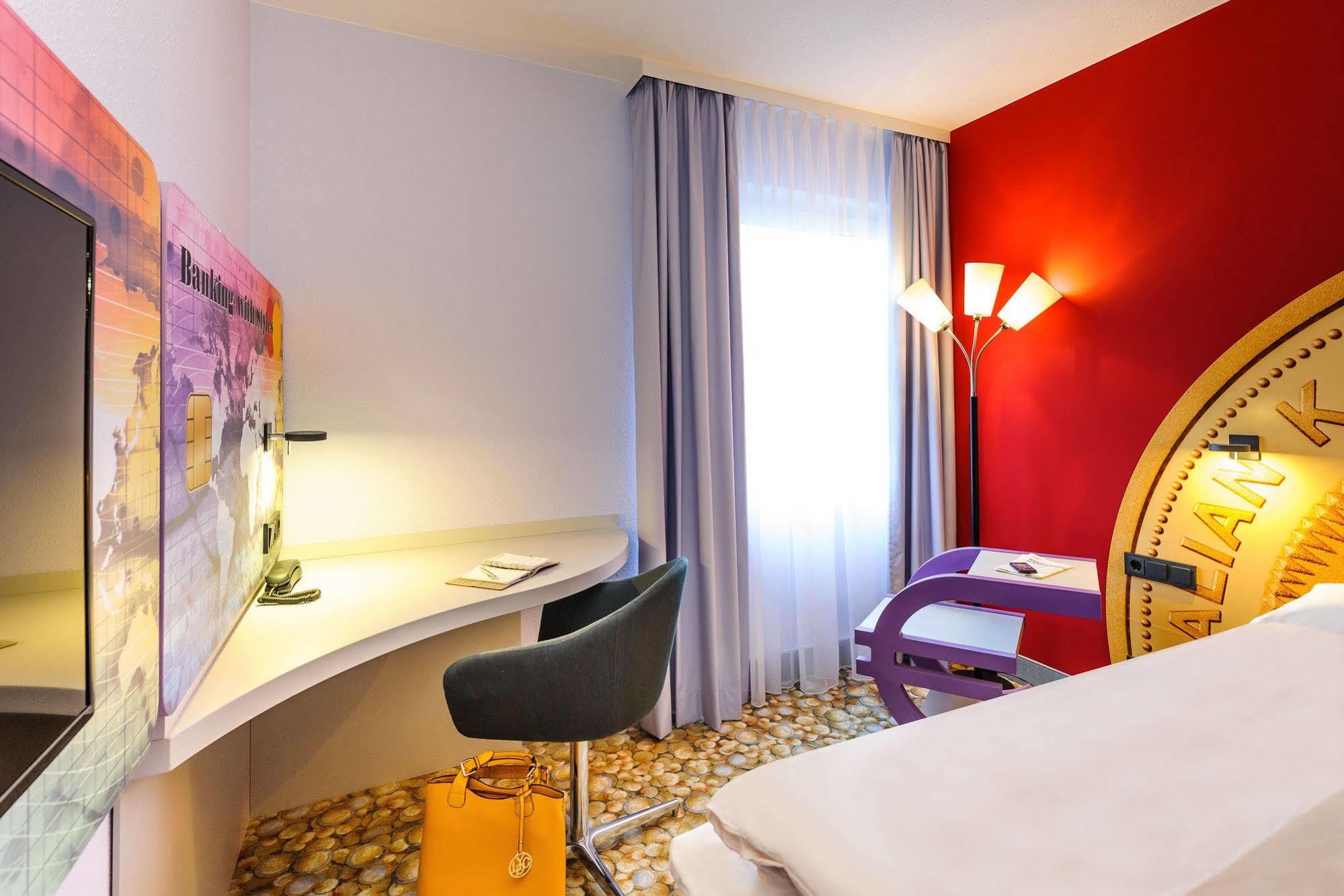 B&B Hotel Offenbach-Kaiserlei Bagian luar foto